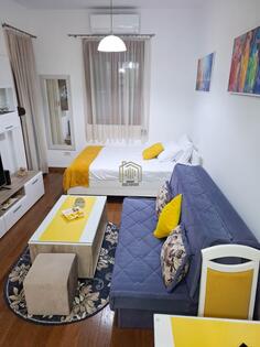 Garsonjera 30m2 - Podgorica - Stara Varoš