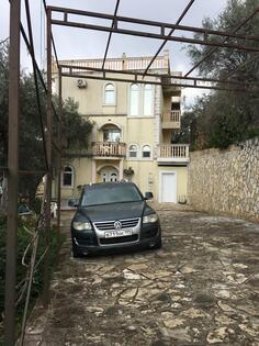 Porodična kuća 300m2 - Bar - Zaljevo