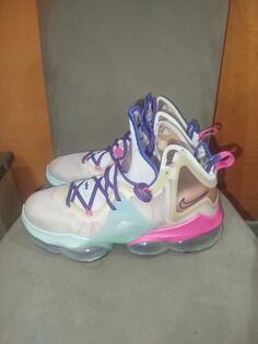Original patike NIKE Lebron 19 'Valentine's Day'