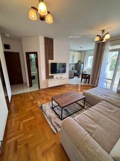 Garsonjera 39m2 - Bar - Centar grada