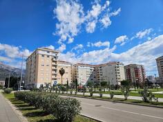 Jednosoban stan 39m2 - Bar - Centar grada