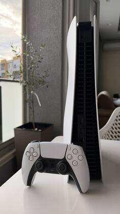 Sony - PlayStation 4