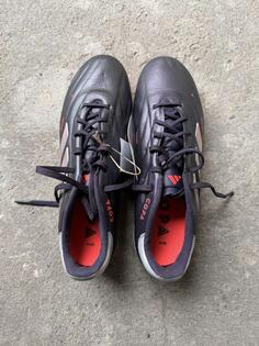 adidas kopacke A klasa b4 42.i 42.2/3 