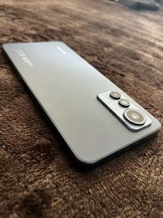 Xiaomi - 12 lite