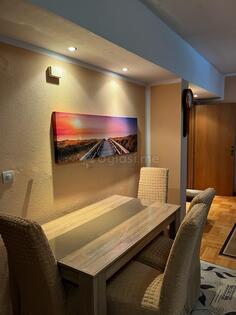 Kuća sa više stanova 110m2 - Budva - Lastva
