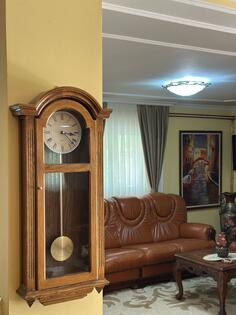 Stilski drveni zidni sat sa klatnom (Quartz)