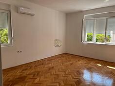 Dvosoban stan 69m2 - Podgorica - Centar grada