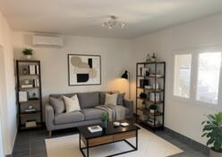 Kuća sa više stanova 105m2 - Tivat - Krašići