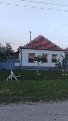 Porodična kuća 112m2 - Sečanj - Banatska Dubica