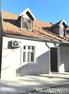 Lokal 35m2 - Cetinje - Centar grada