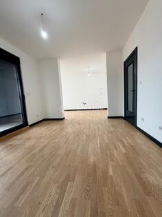 Dvosoban stan 88m2 - Podgorica - Gorica C