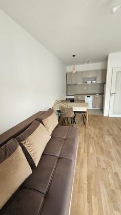 Jednosoban stan 42m2 - Podgorica - Stari Aerodrom