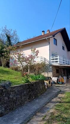 Porodična kuća 197m2 - Petrovaradin - Sremska Kamenica