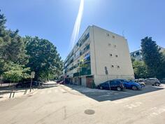 Dvosoban stan 70m2 - Podgorica - Preko Morače