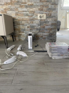 Nintendo - Wii
