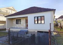 Porodična kuća 100m2 - Podgorica - Konik
