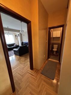 Trosoban stan 86m2 - Podgorica - Stari Aerodrom