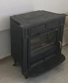 KAMIN NA DRVA