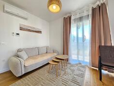 Jednosoban stan 50m2 - Bar - Centar grada