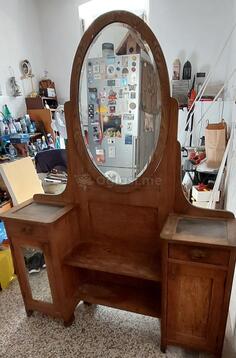 Stilska vintage komoda sa ogledalom