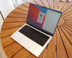 Apple MacBook M2 Pro - 14" Intel Ostalo 16GB GB