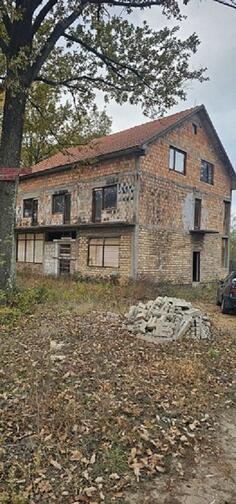Porodična kuća 400m2 - Barajevo - Vranić