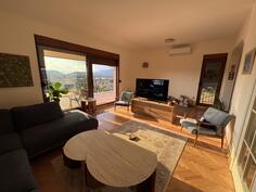 Porodična kuća 256m2 - Podgorica - Masline