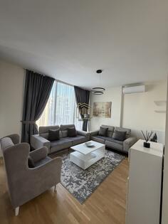 Dvosoban stan 68m2 - Podgorica - Blok 9
