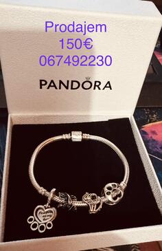 Original Pandora narukvica+4 privjeska
