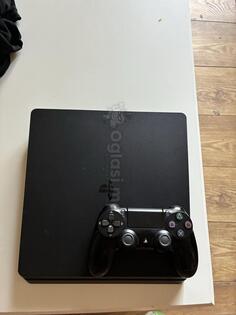 Sony - PlayStation 4
