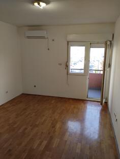 Jednosoban stan 45m2 - Podgorica - Stari Aerodrom