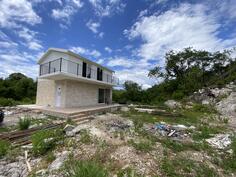 Vila 90m2 - Kotor - Lješevići
