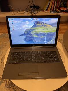 HP Hp - 15.6" Intel Pentium 8GB GB