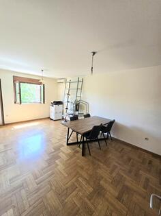 Dvosoban stan 64m2 - Podgorica - Stari Aerodrom