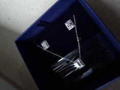 Swarovski angelic set minđuše i ogrlica