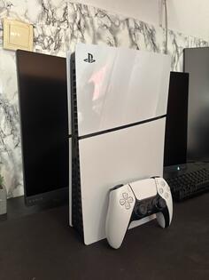 Sony - PlayStation 4