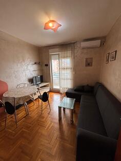 Jednosoban stan 40m2 - Podgorica - Stari Aerodrom