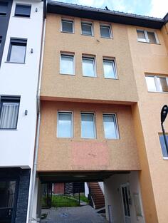 Kuća sa više stanova 150m2 - Rožaje - > Okolina grada