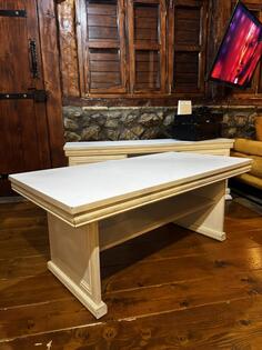 sto dimenzije 156cm×45cm visina 58cm ,dva manja okrugla dimenzije 70 cm i 47 cm