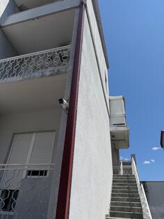 Trosoban stan 170m2 - Podgorica - Zlatica