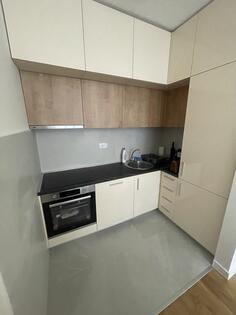 Jednosoban stan 47m2 - Podgorica - Central Point