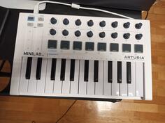 Arturia MiniLab MKII