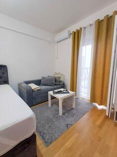 Garsonjera 24m2 - Podgorica - Stari Aerodrom