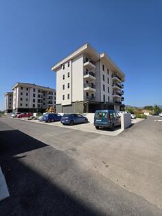 Jednosoban stan 50m2 - Podgorica - Tološi