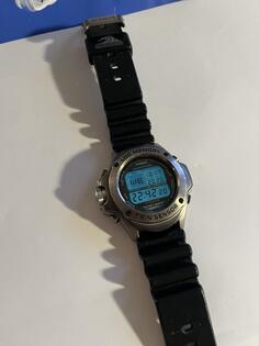 Casio SPF-100 ronilacki - Muški sat