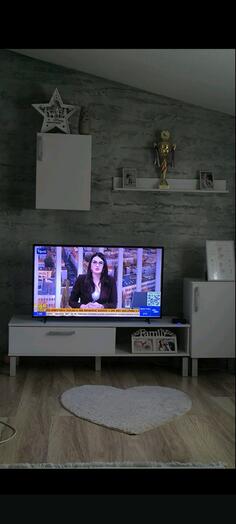 komoda sa slike .osim tv