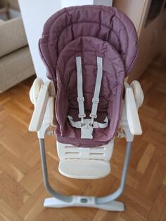 Chicco Polly Magic stolica za hranjenje, u dobrom radnom stanju. Malo korištena.