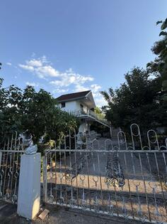 Dvosoban stan 80m2 - Podgorica - Pobrežje