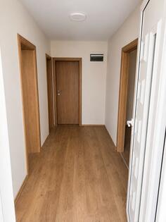 Dvoiposoban stan 90m2 - Podgorica - Momišići