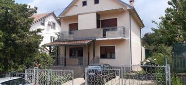 Porodična kuća 200m2 - Čukarica - Sremčica